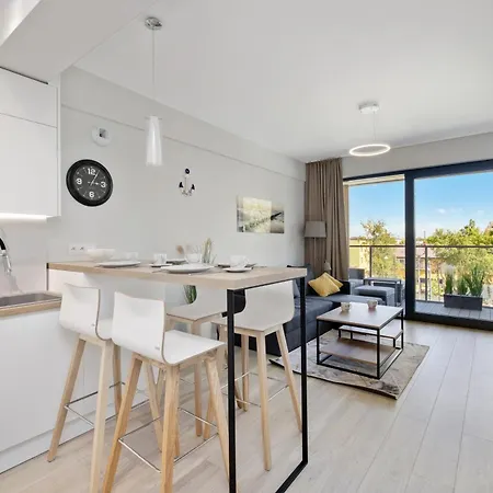 Natural Baltic Emilia Strupiechowska