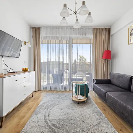 Natural Baltic Emilia Strupiechowska *