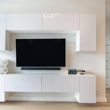 Natural Baltic Emilia Strupiechowska *