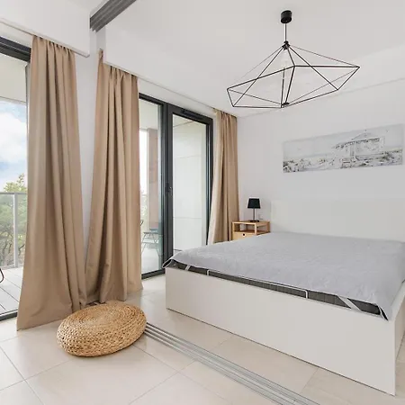 Natural Baltic Emilia Strupiechowska *