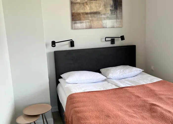 Natural Baltic Emilia Strupiechowska ダルウフコ