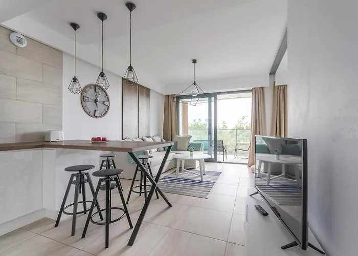 Natural Baltic Emilia Strupiechowska *